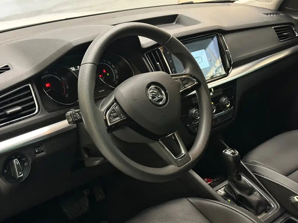 Skoda Kamiq 2022 — фото 12