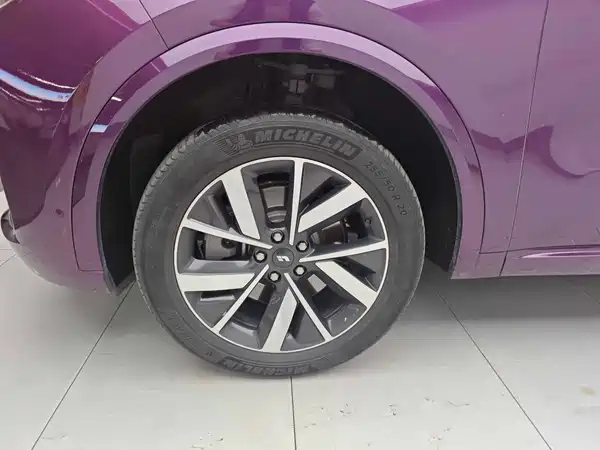Li Auto L8 2023