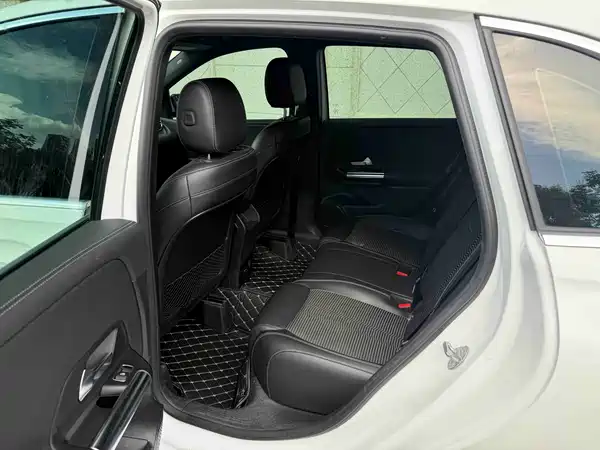 Mercedes-Benz B-Class 2021