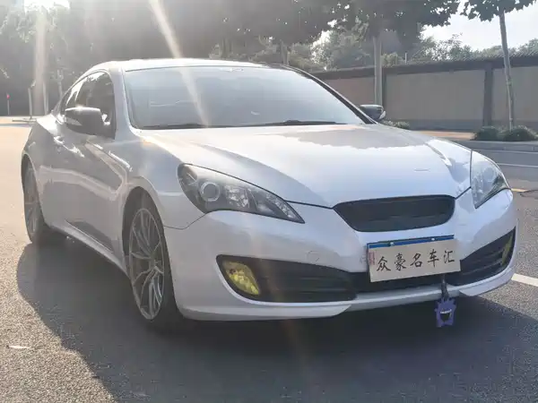 Hyundai Genesis Coupe 2012