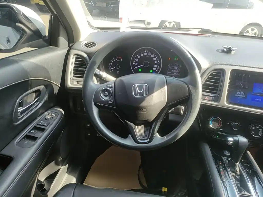 Honda Vezel 2021 — фото 11