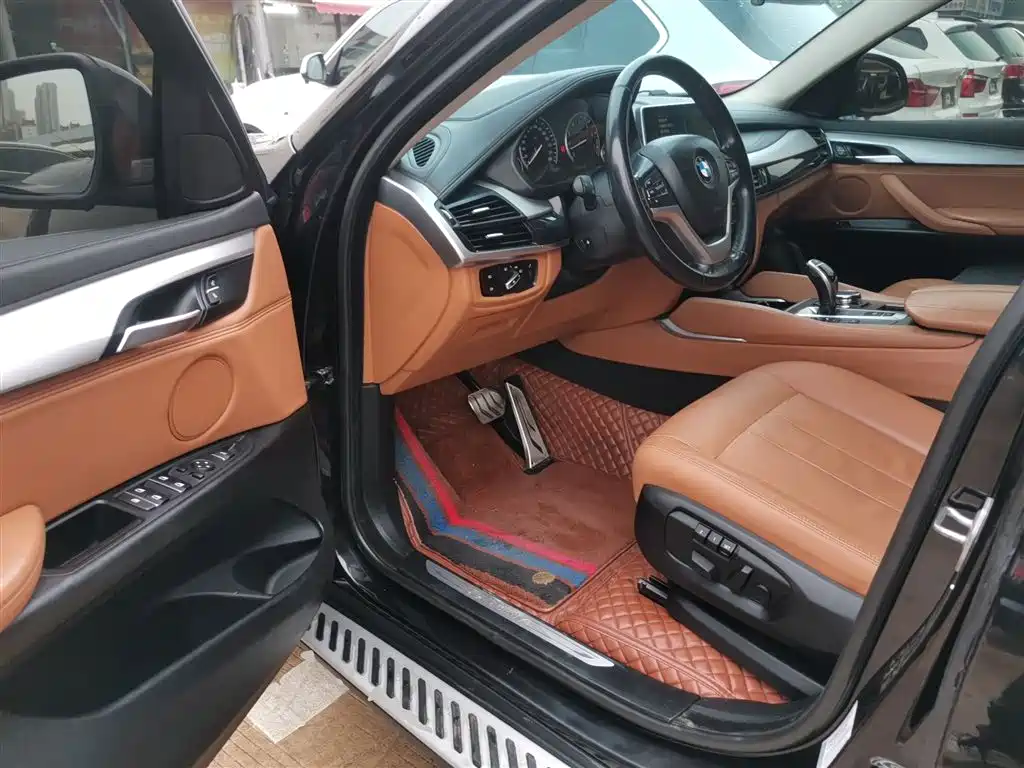 BMW X6 2015 — фото 12