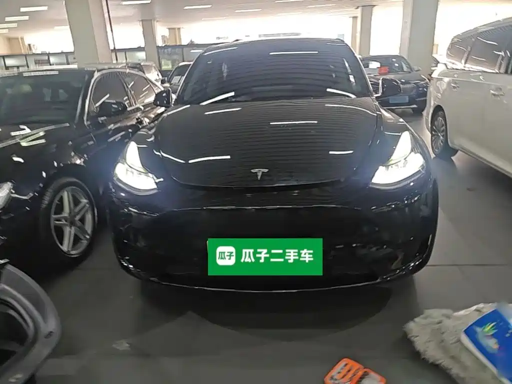 Tesla Model Y 2022
