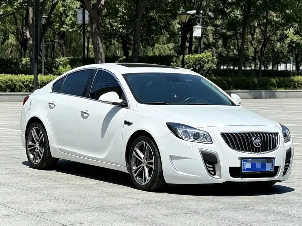 Buick Regal 2012 — фото 3