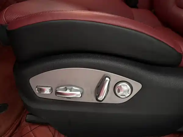 Porsche Macan 2021