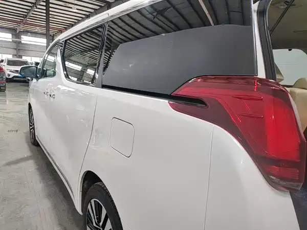 Toyota Alphard 2018