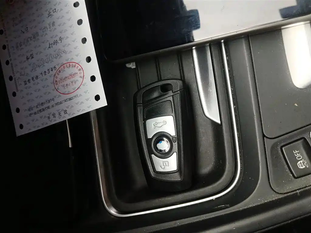 BMW 3 Series 2015 — фото 17
