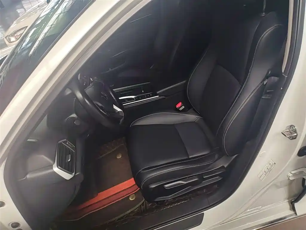 Honda Inspire 2021 — фото 15