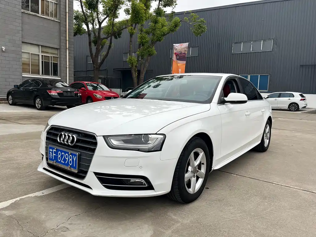 Audi A4L 2015