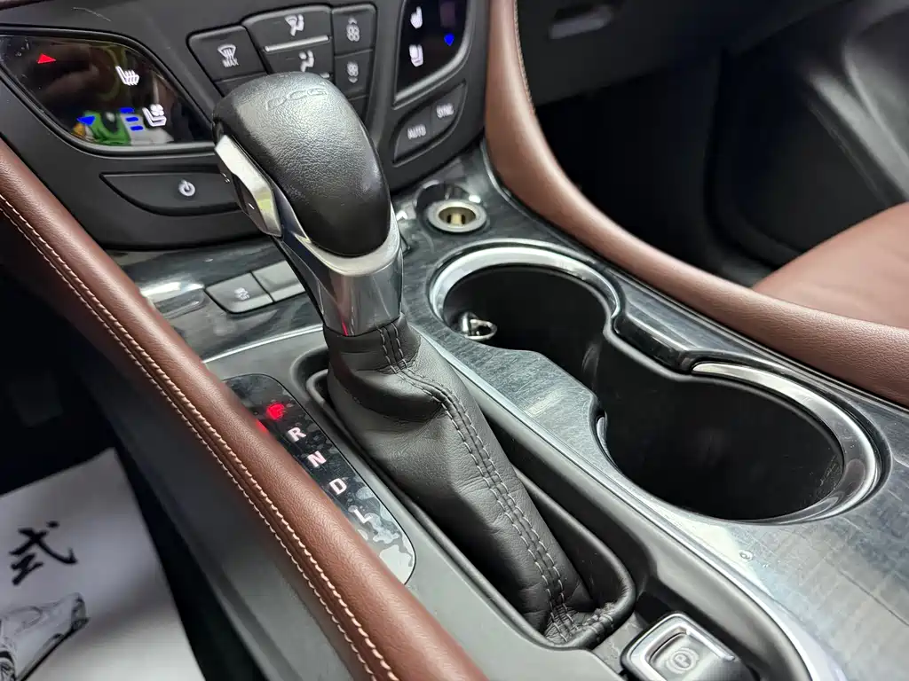Buick Envision Plus 2021 — фото 21