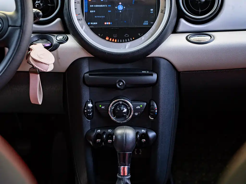 MINI Clubman 2013 — фото 11