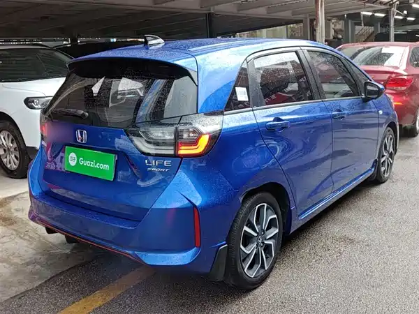 Honda LIFE 2021