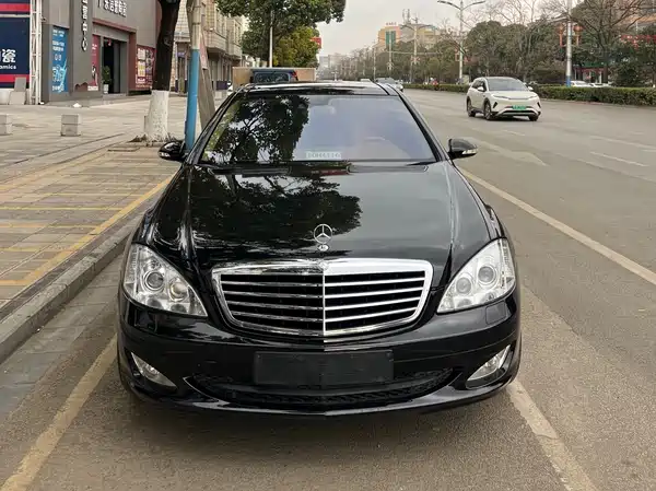 Mercedes-Benz S-Class 2008
