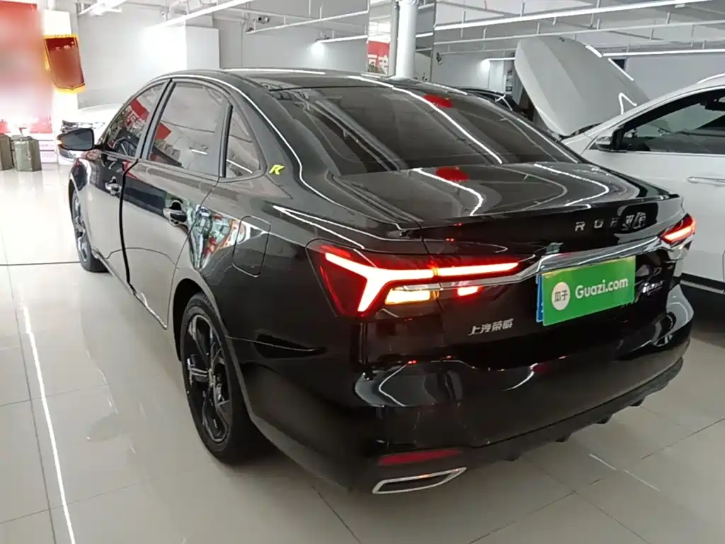 Roewe MAX 2021