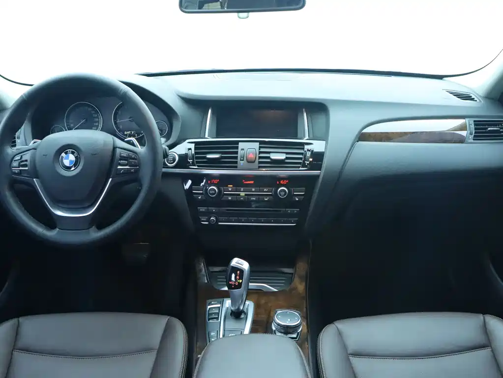 BMW X4 2015 — фото 16