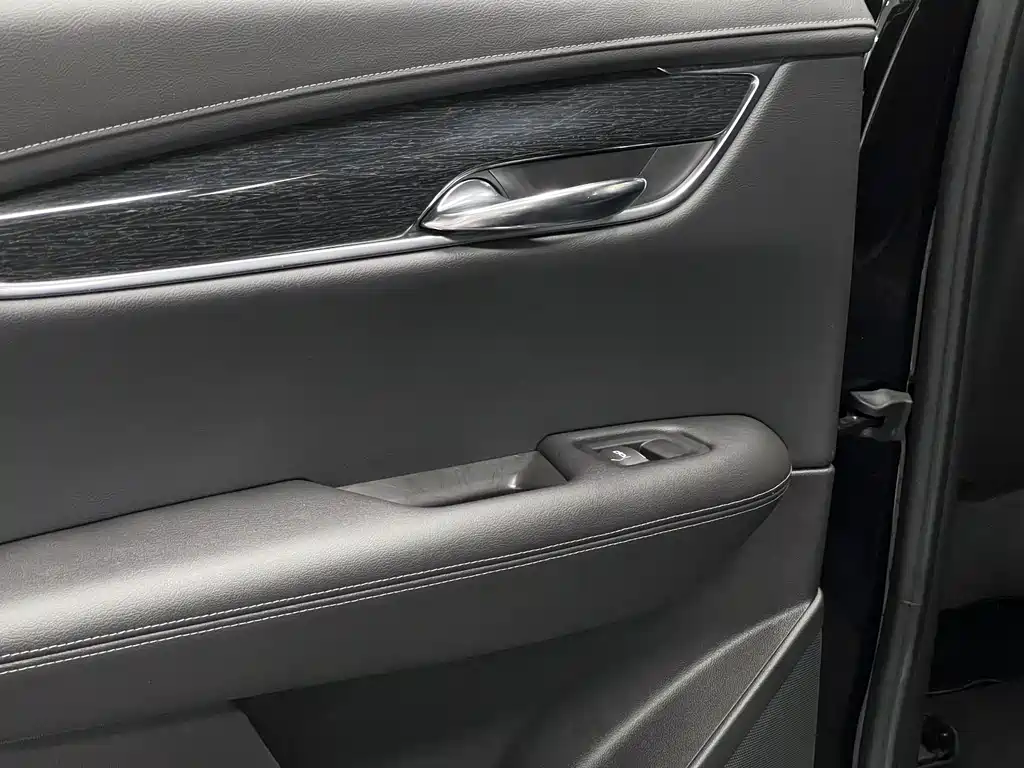 Cadillac XT5 2022 — фото 40