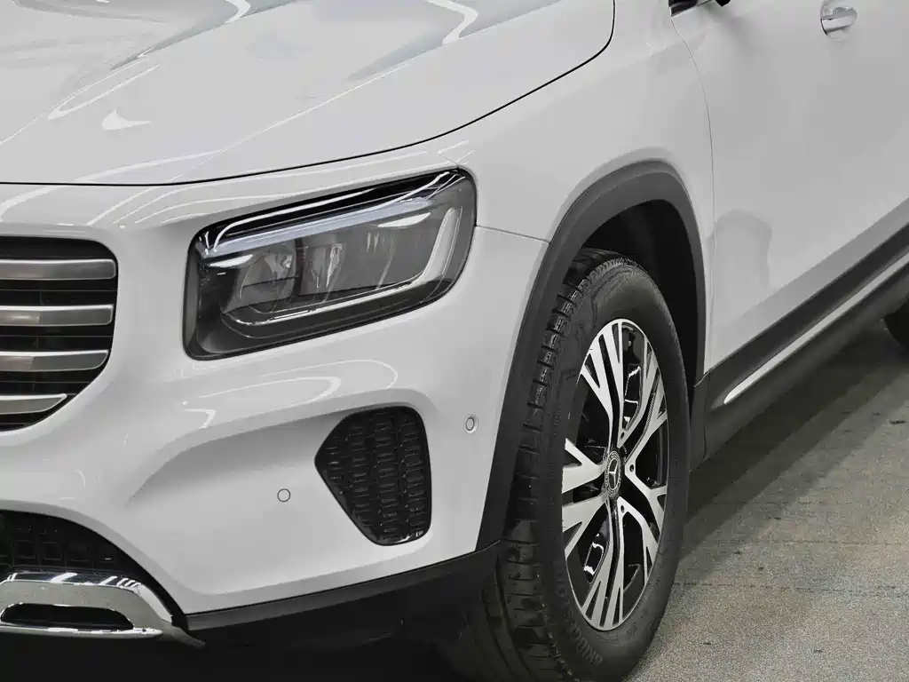 Mercedes-Benz GLB 2024 — фото 19