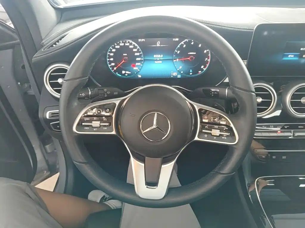 Mercedes-Benz GLC 2023 — фото 11