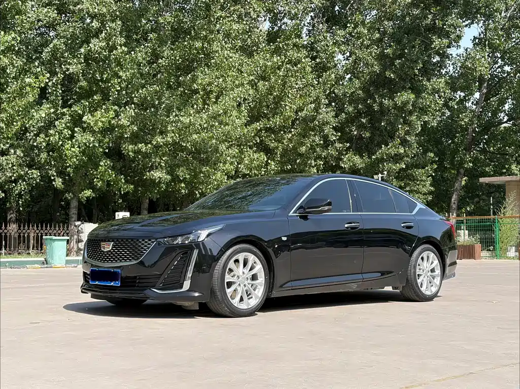 Cadillac CT5 2021 — фото 1