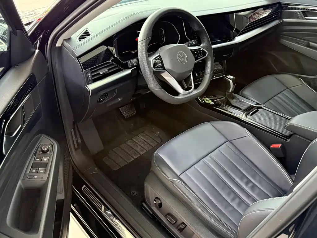 Volkswagen Passat 2023