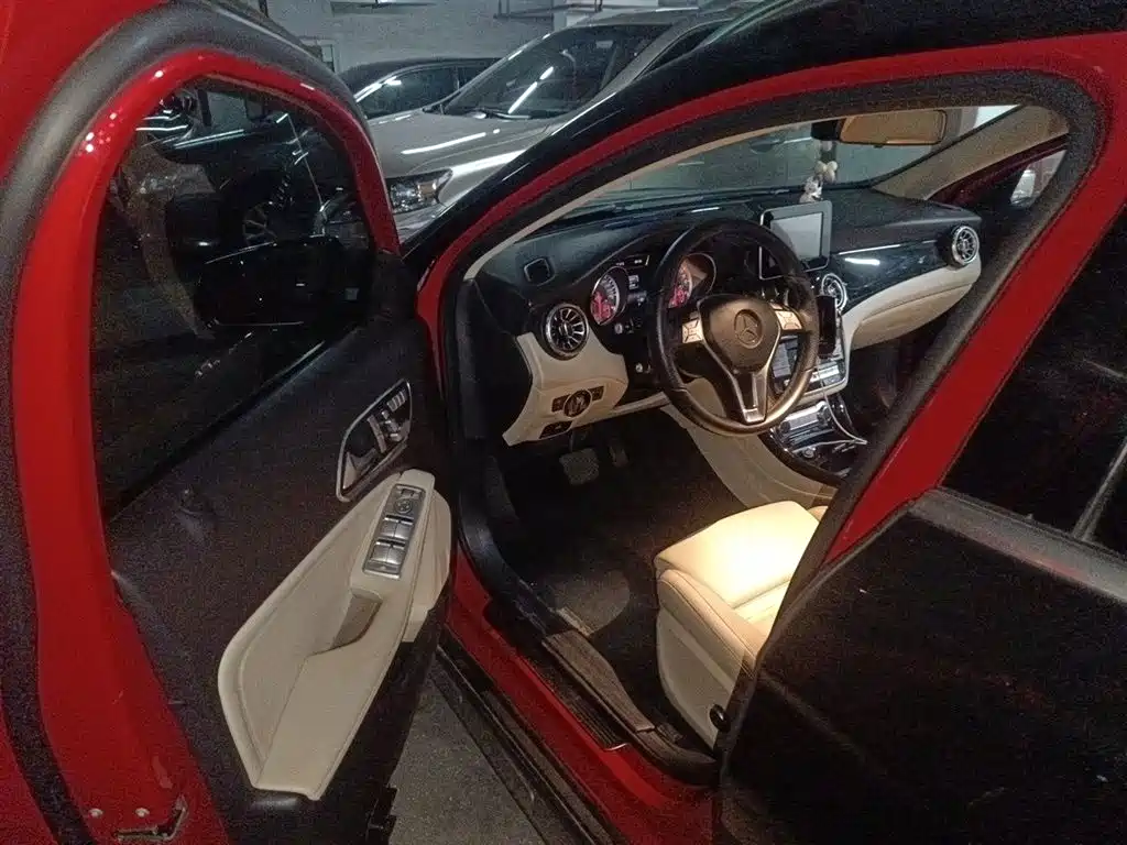 Mercedes-Benz GLA 2016 — фото 12