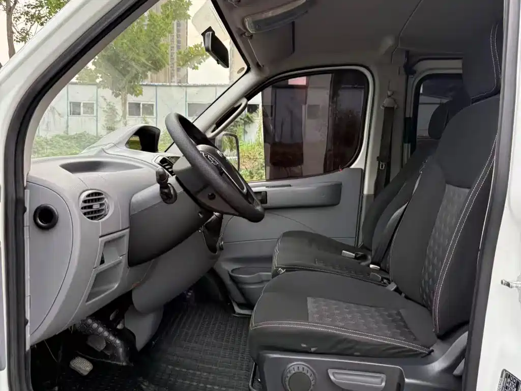 Maxus V80 2023