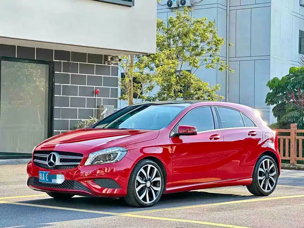 Mercedes-Benz A-Class 2015