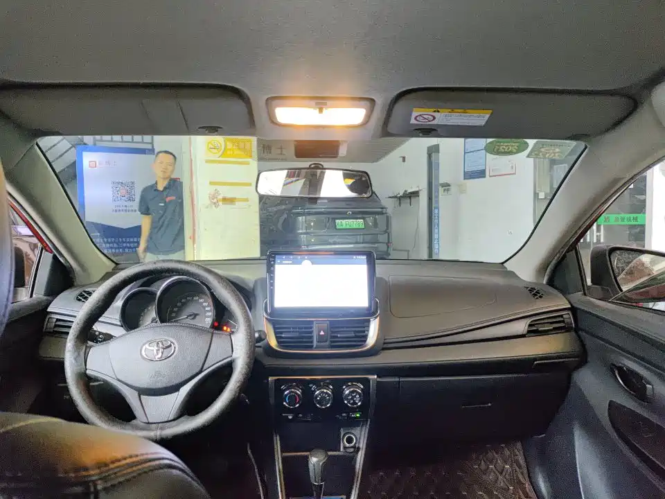 Toyota Yaris L 2020