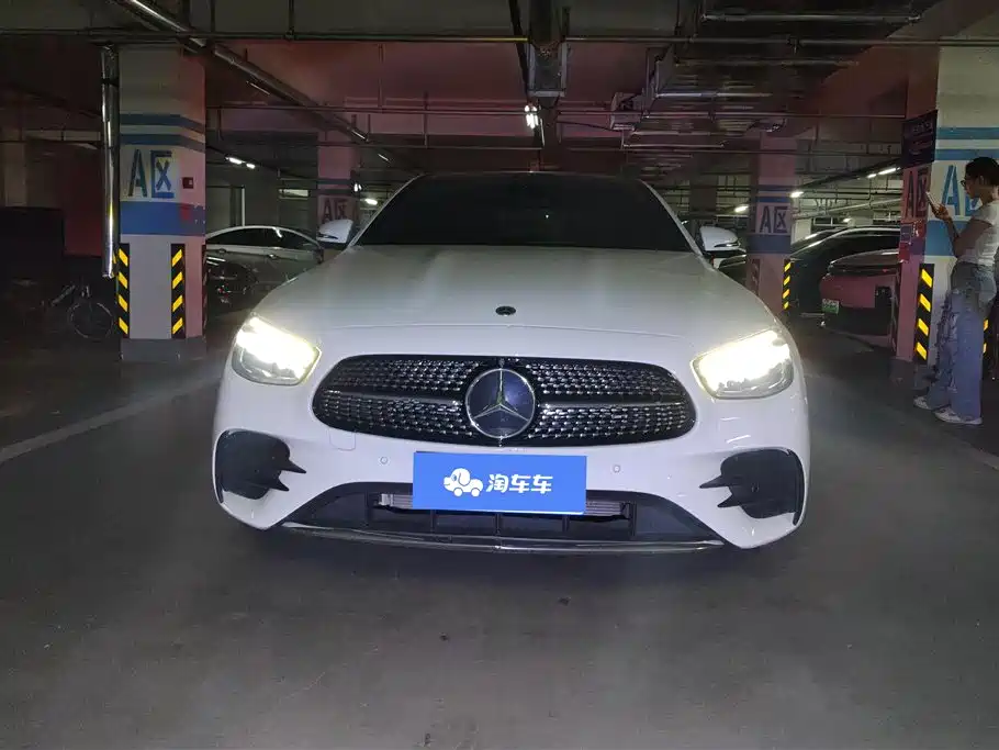 Mercedes-Benz E-Class 2023