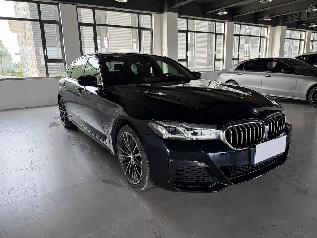 BMW 5 Series 2022