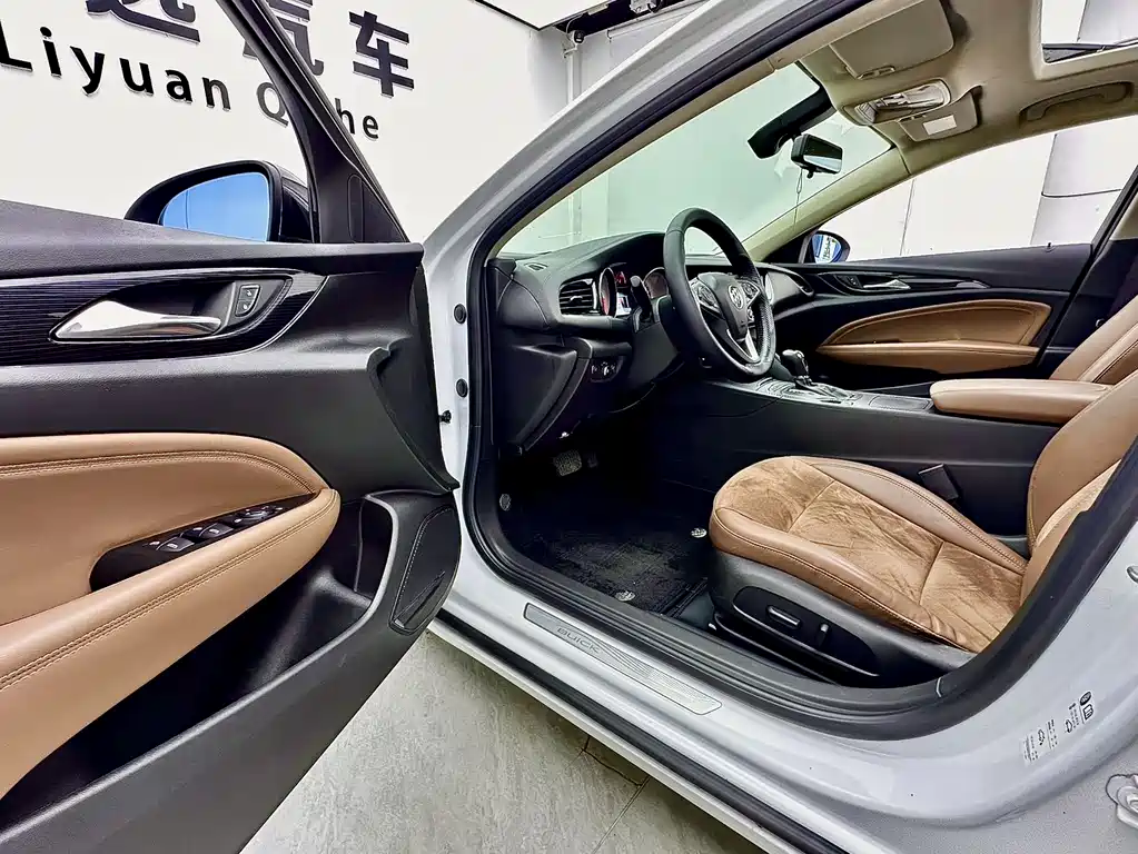 Buick Regal 2019 — фото 15