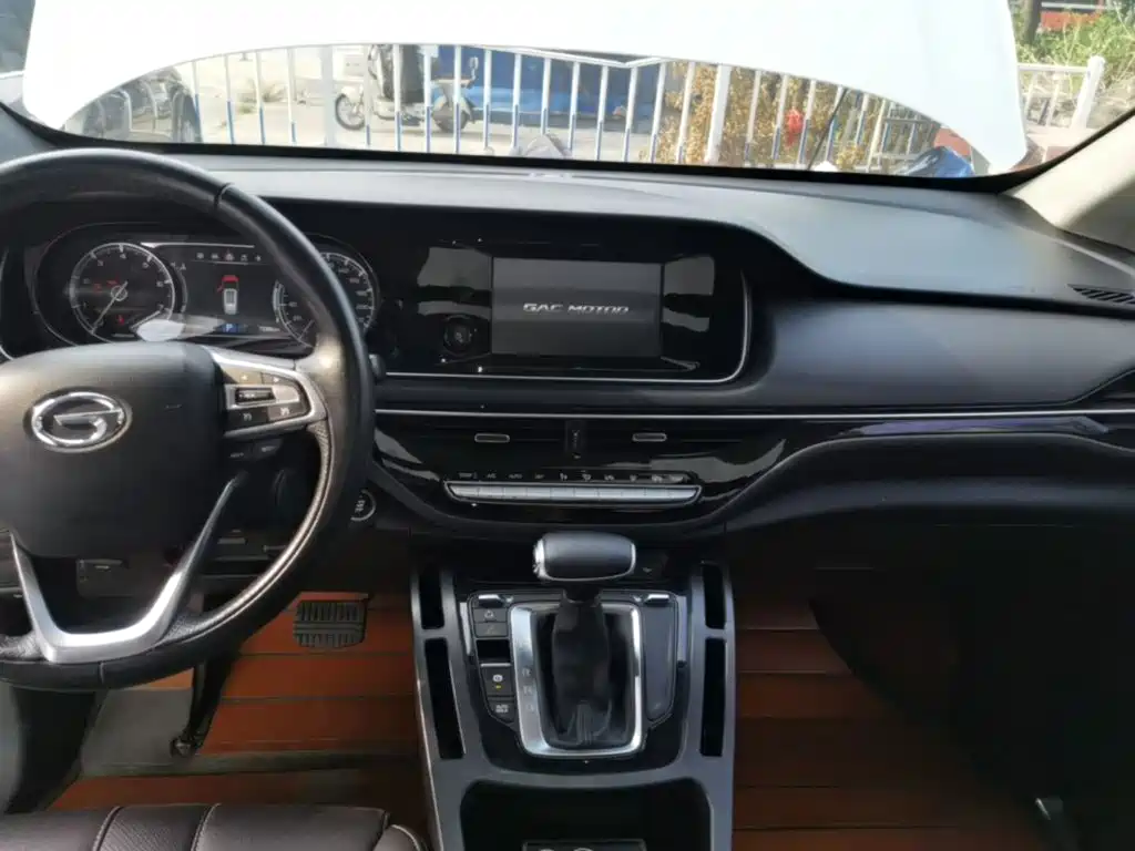 GAC Motor Trumpchi M6 2020 — фото 13