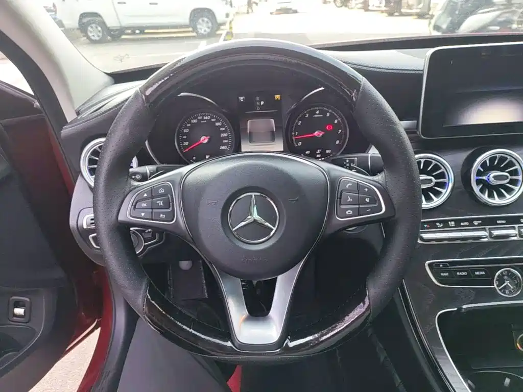 Mercedes-Benz C-Class 2019 — фото 11