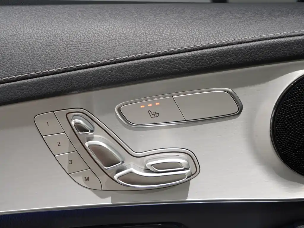 Mercedes-Benz GLC Coupe 2021 — фото 6