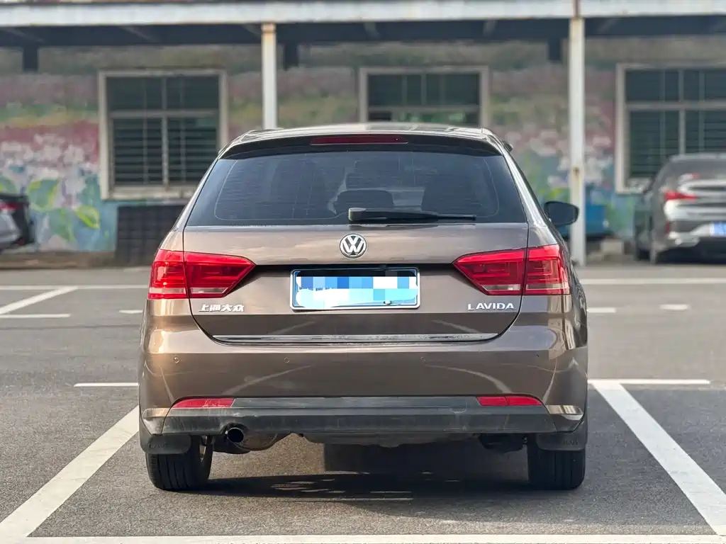 Volkswagen Gran Lavida 2015