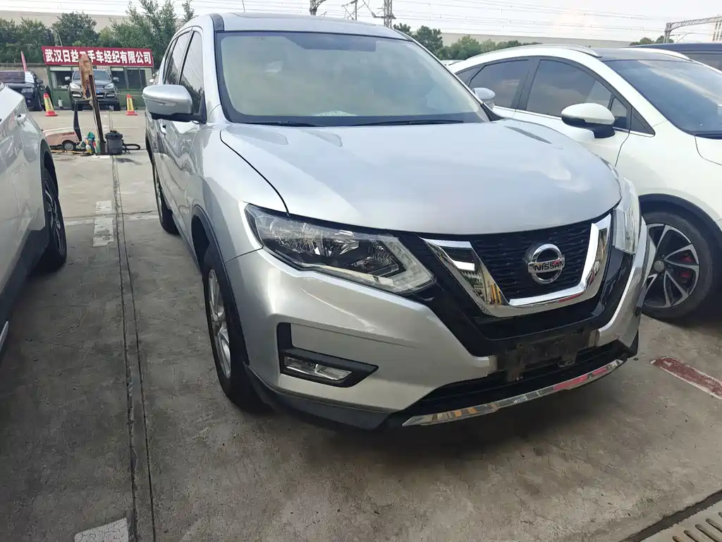 Nissan X-Trail 2017 — фото 3