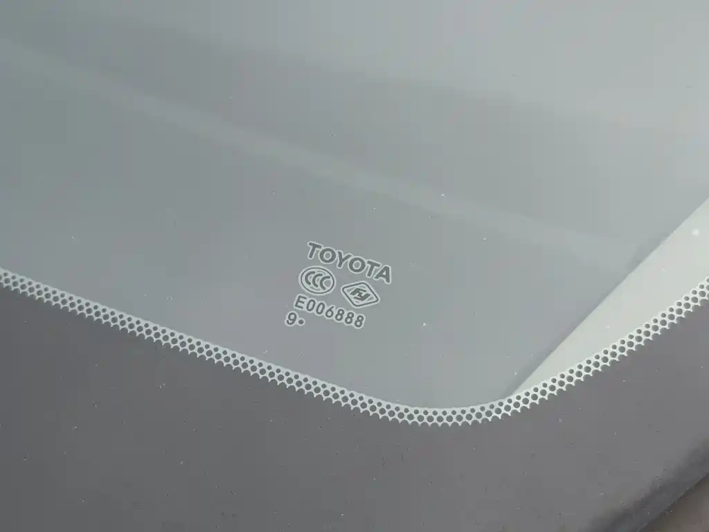 Toyota Corolla Hybrid 2020 — фото 12