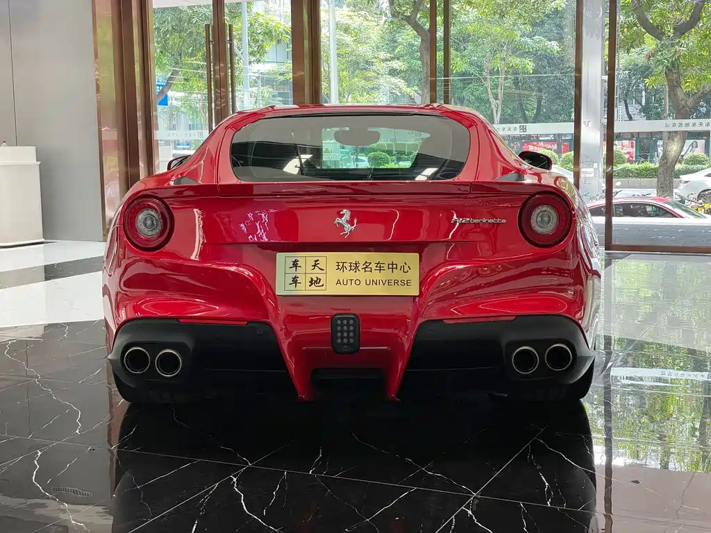 Ferrari F12berlinetta 2016 — фото 14