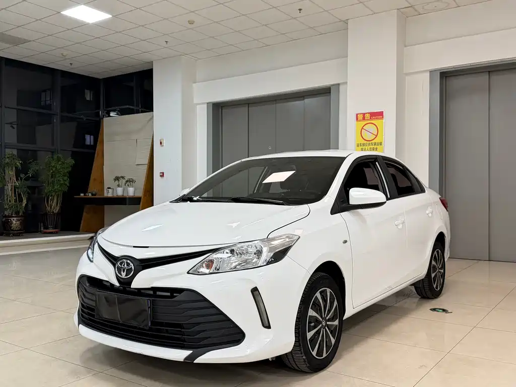 Toyota Vios 2019 — фото 1
