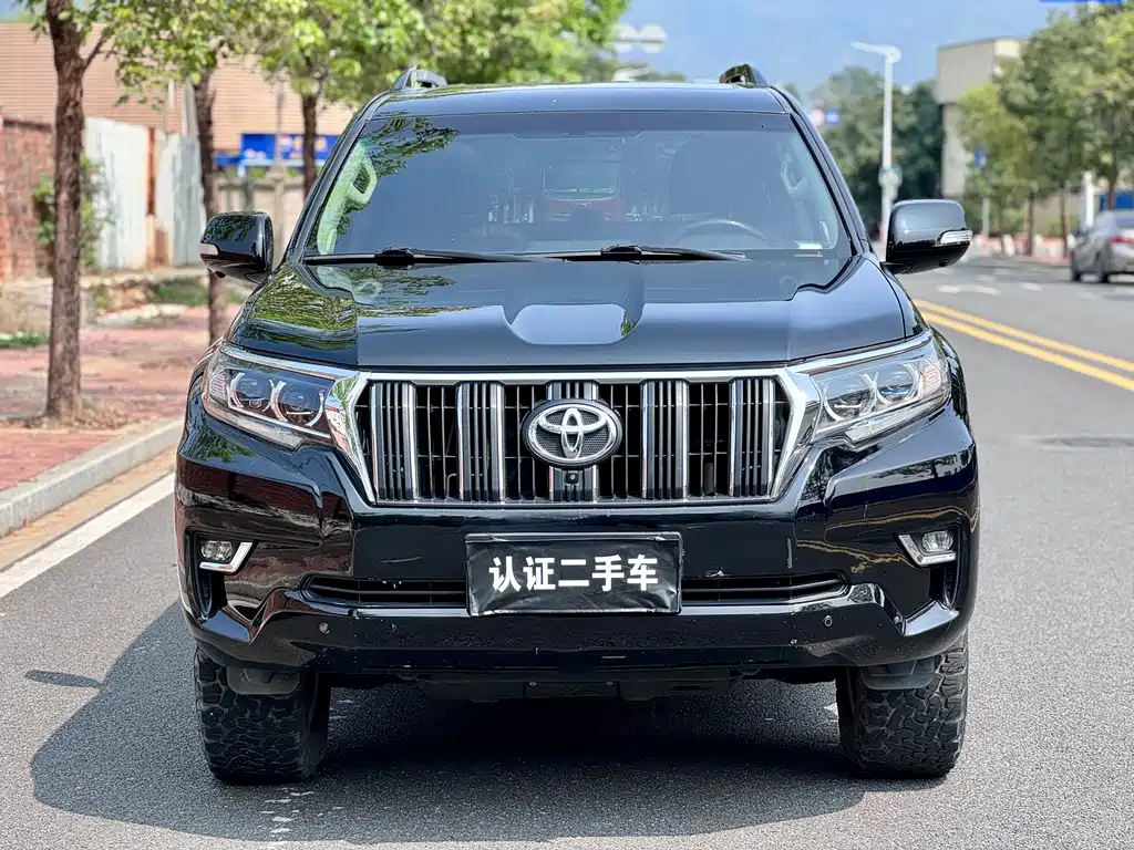Toyota Prado 2018 — фото 2