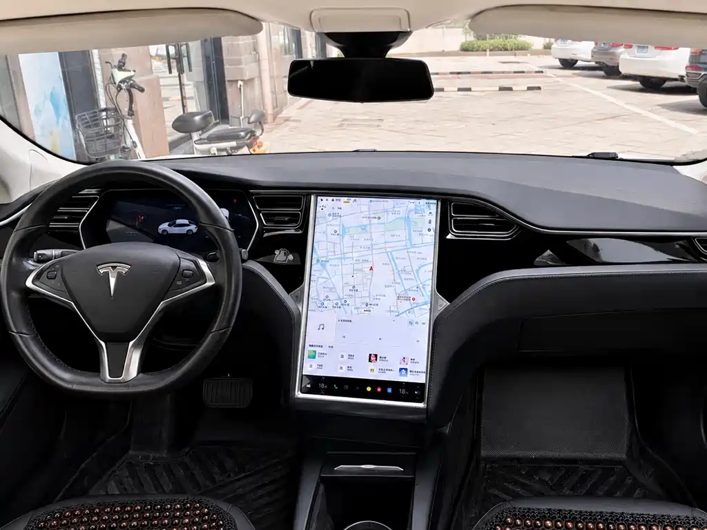 Tesla Model S 2016 — фото 7