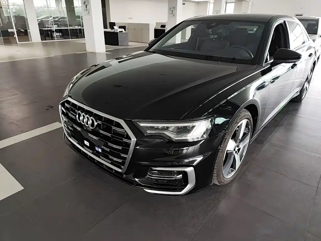 Audi A6L 2022