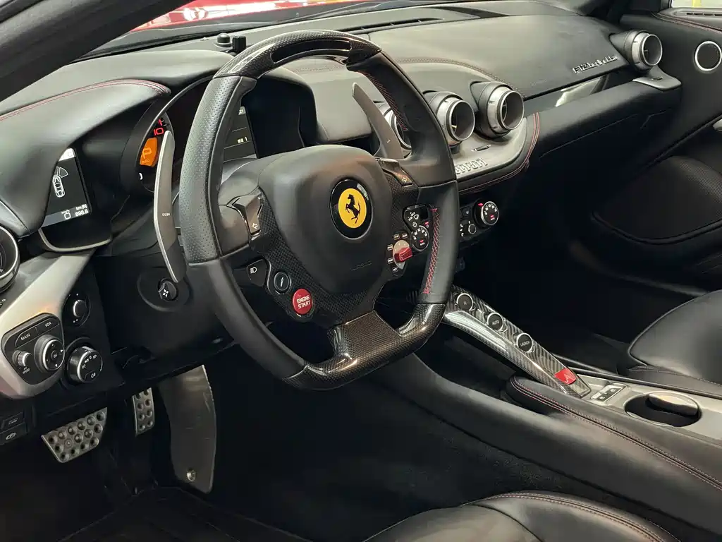 Ferrari F12berlinetta 2016 — фото 5