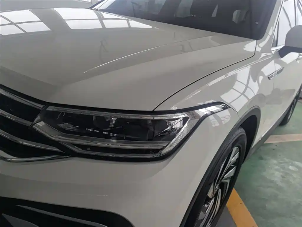 Volkswagen Tiguan L 2022 — фото 24