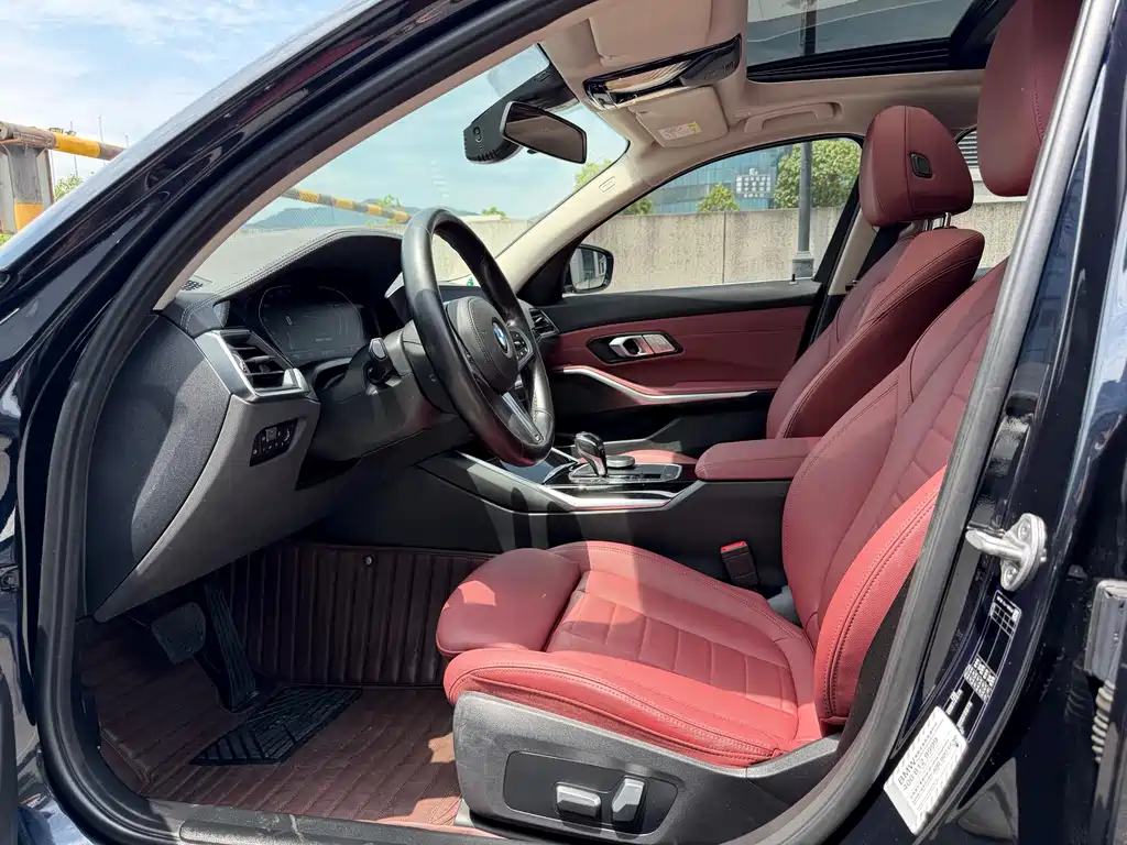 BMW 3 Series 2021