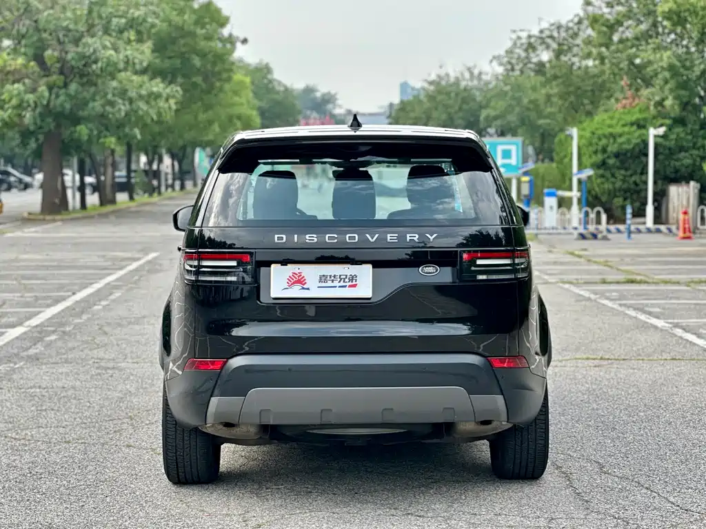 Land Rover Discovery 2018 — фото 10