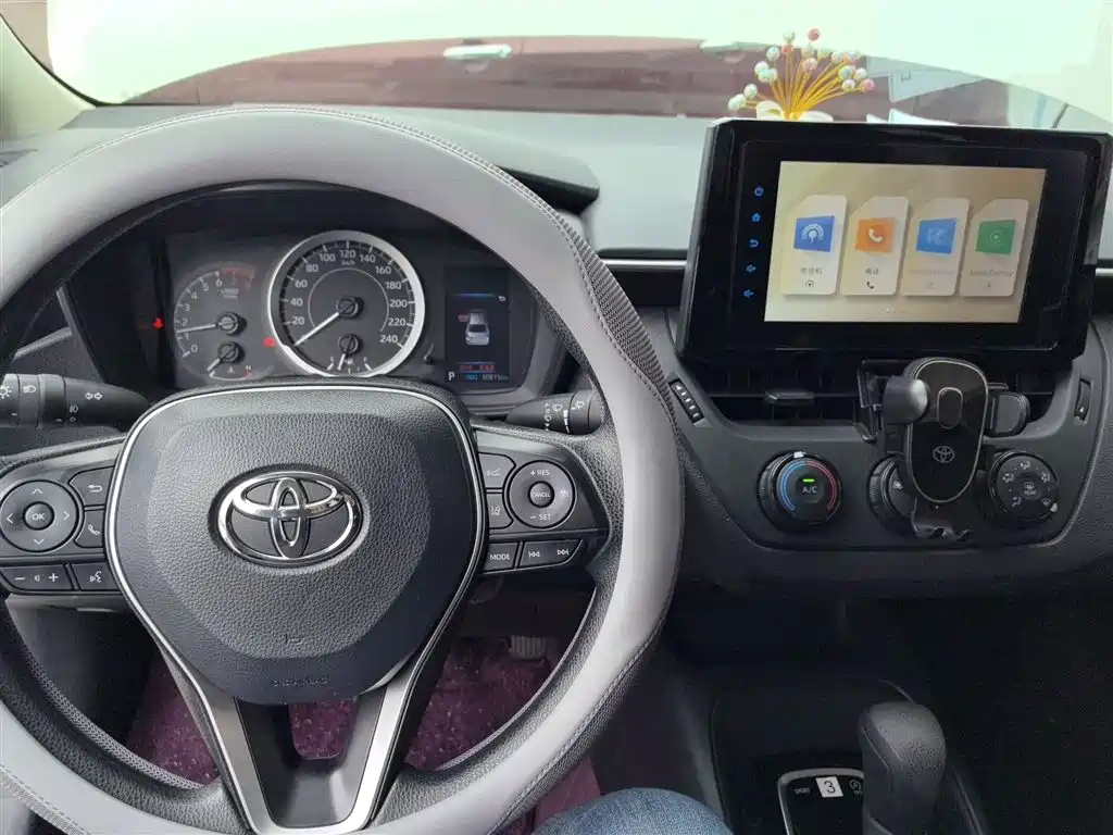 Toyota Corolla 2022 — фото 10
