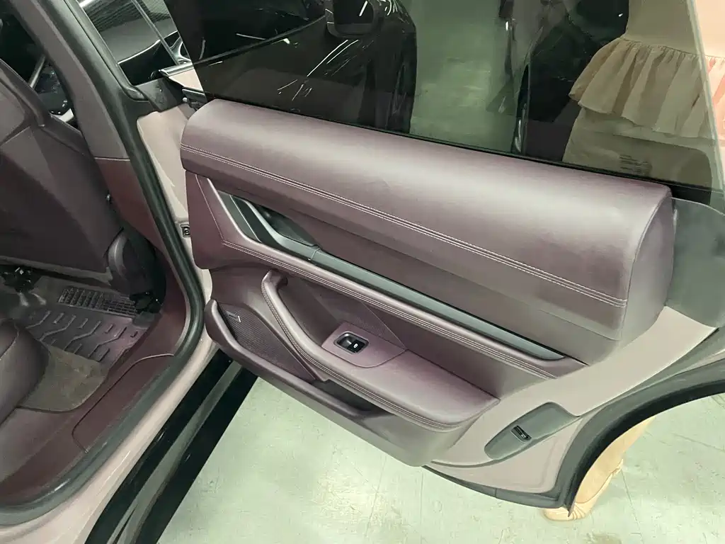 Porsche Taycan 2020