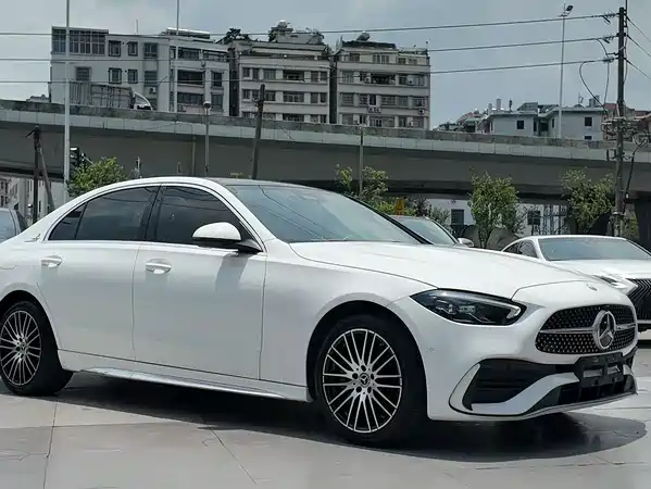 Mercedes-Benz C-Class 2022
