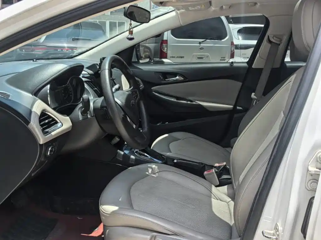 Chevrolet Cruze 2015